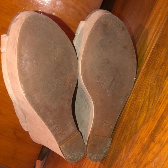 Vince Camuto wedges - Picture 2 of 4